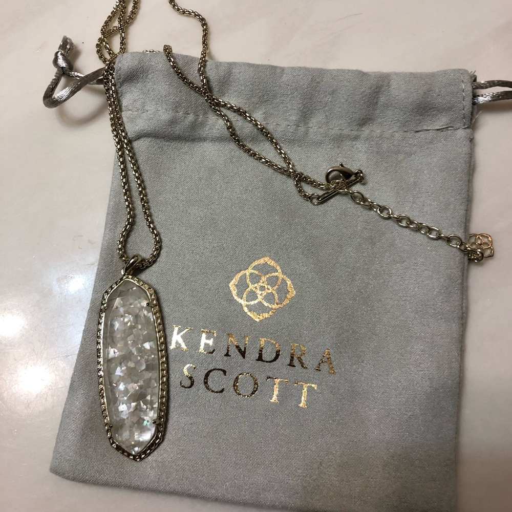 Kendra Scott long necklace